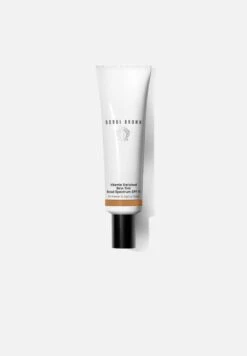 Bobbi Brown Vitamin Enriched Skin Tint SPF15 - Golden 4