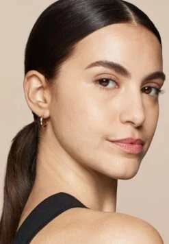 Bobbi Brown Skin Long-Wear Concealer Stick - Beige 7 Bobbi Brown Skin Long-Wear Concealer Stick - Beige -Bobbi Brown original 703