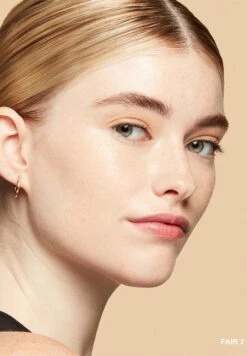 Bobbi Brown Vitamin Enriched Skin Tint SPF15 - Fair 2 7 Bobbi Brown Vitamin Enriched Skin Tint SPF15 - Fair 2 -Bobbi Brown original 739