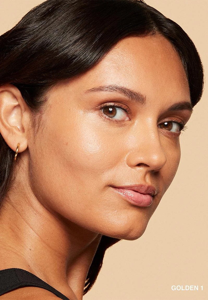 Bobbi Brown Vitamin Enriched Skin Tint SPF15 - Golden 1 4 Bobbi Brown Vitamin Enriched Skin Tint SPF15 - Golden 1 - Image 4