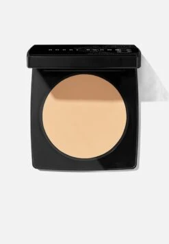 Bobbi Brown Sheer Finish Pressed Powder - Sunny Beige​